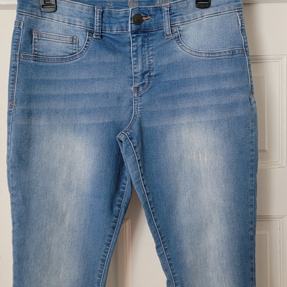 Women's SO Jeggings. EUC. Size 15 - Picture 5 of 16